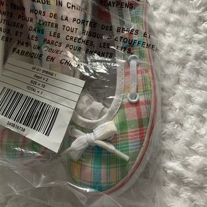 NWT Girls Gymboree size 10 spring shoes